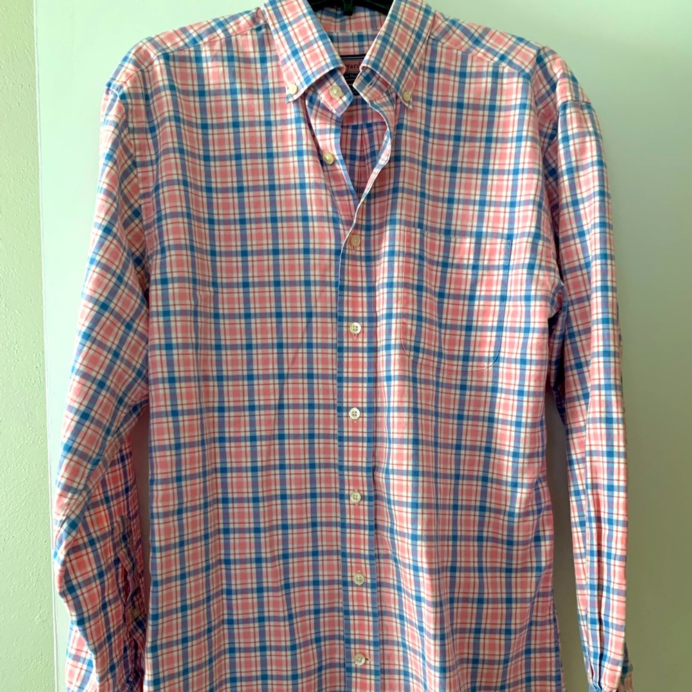 Vineyard Vines button down
